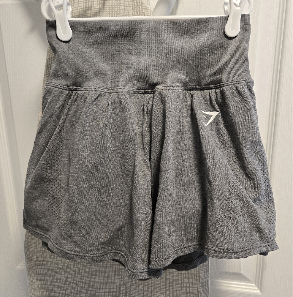 Gymshark Vital Seamless 2 In 1 Shorts - Picture 2 of 4